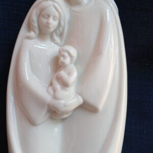 Sveta Obitelj – keramički kip sa svjetlom (20 cm)