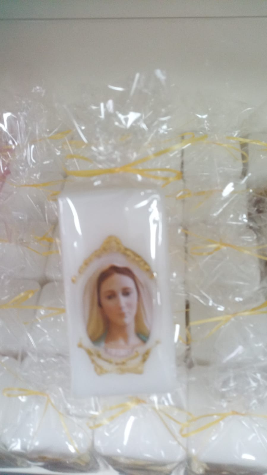 Kockasta svijeća s motivom