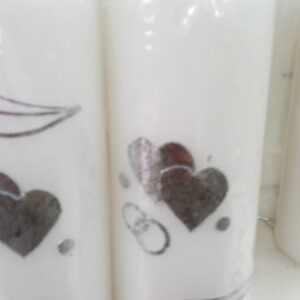 Vjenčana svijeća s motivom srca