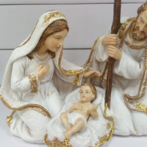 Obitelj Svete Obitelji - Okićena Statua