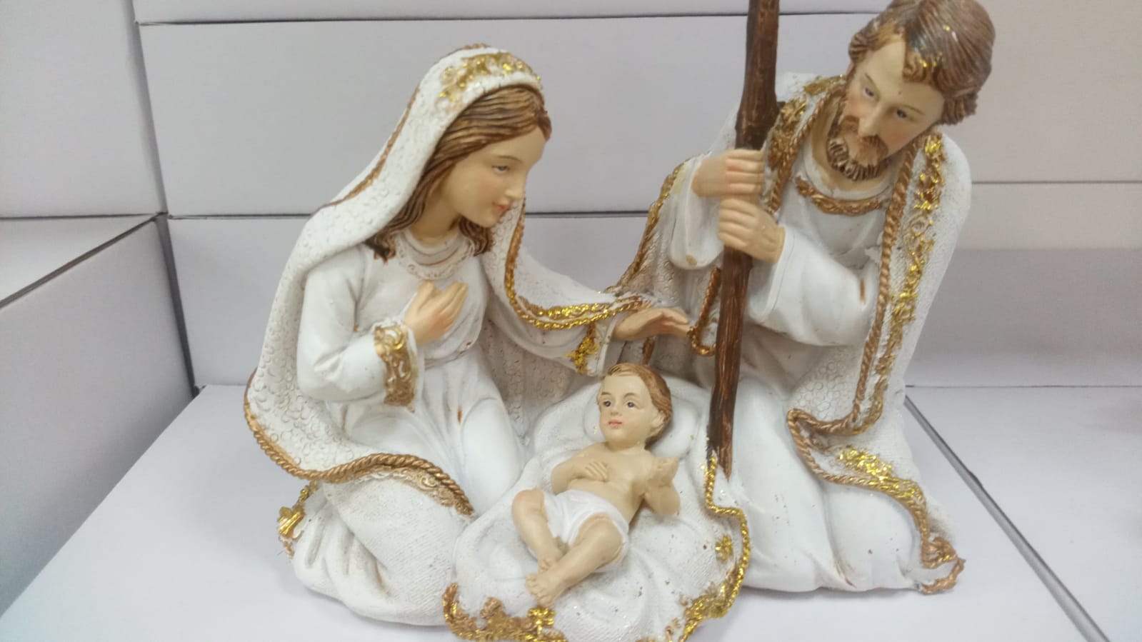 Obitelj Svete Obitelji - Okićena Statua