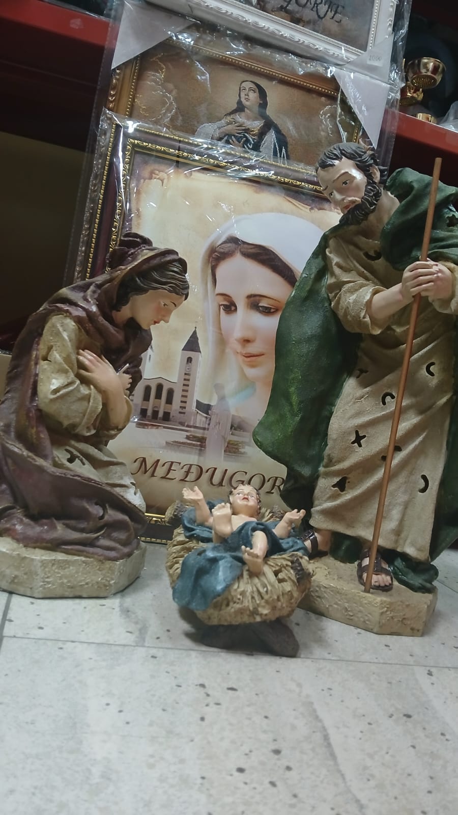 Sveta Obitelj Statua s LED Svjetlom, 40 cm - Slika 2