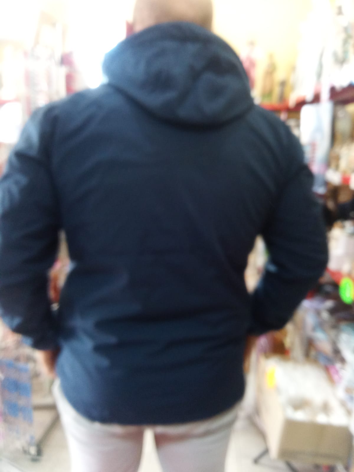 Jakna sa kapuljačom i printom - Slika 2