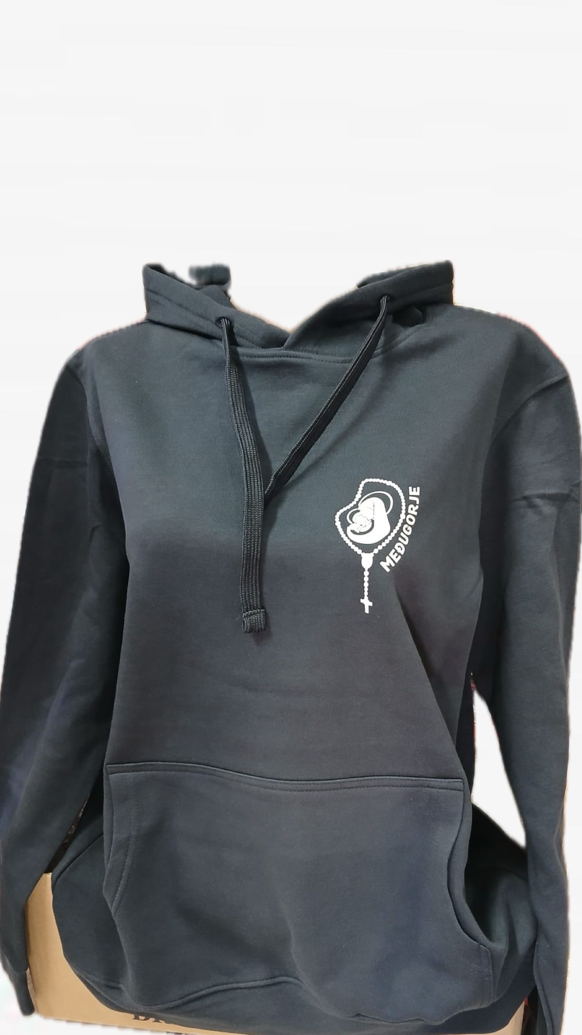 Dukserica tamnoplava termo za udobnost i stil